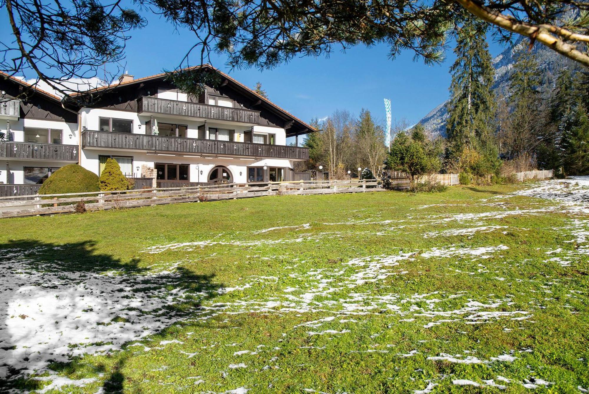Almzeit Lägenhet Farchant Exteriör bild